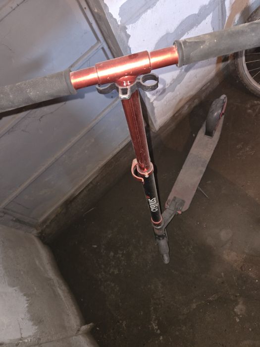 Vând trotinetă pentru copii.