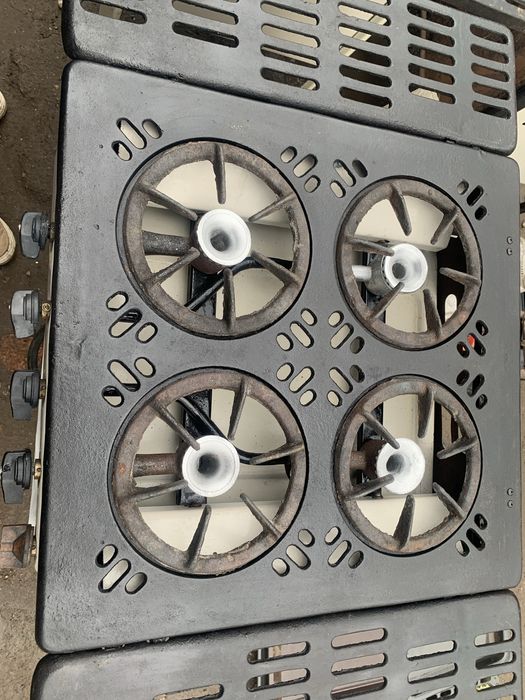 Газ плита 4 канфорка рабочи