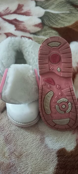 Сапожки детские.