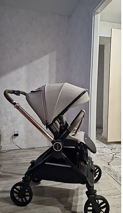 Коляска от фирмы Kidillo
