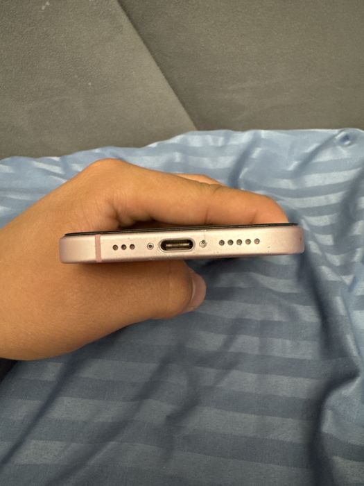 iPhone 15 хорошо состояние