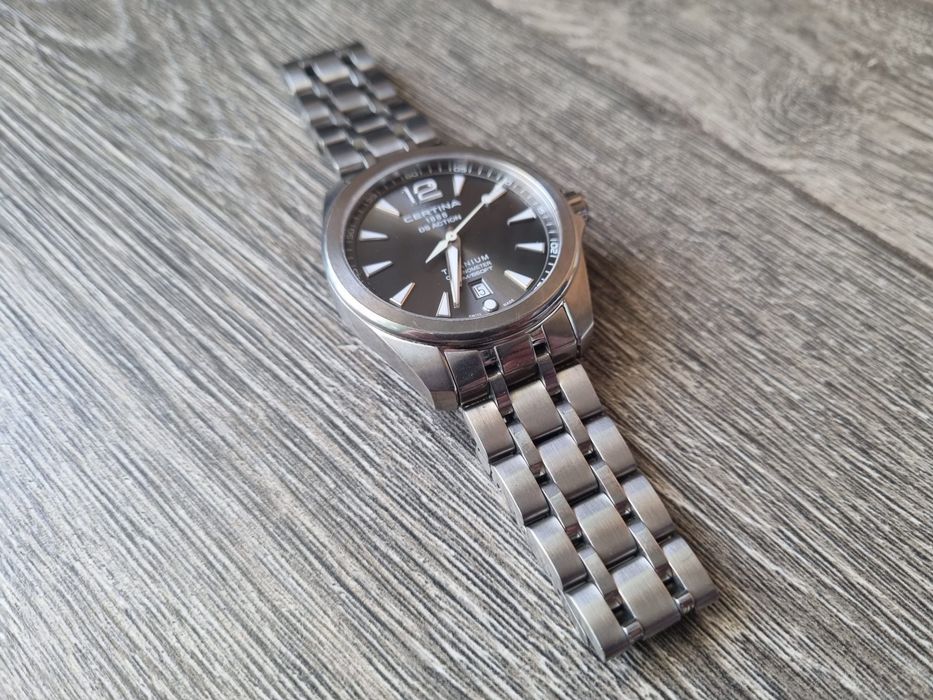Certina Men's DS Action Watch Grey Dial Titanium ,din titan
