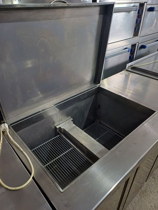 Столы холодильники,