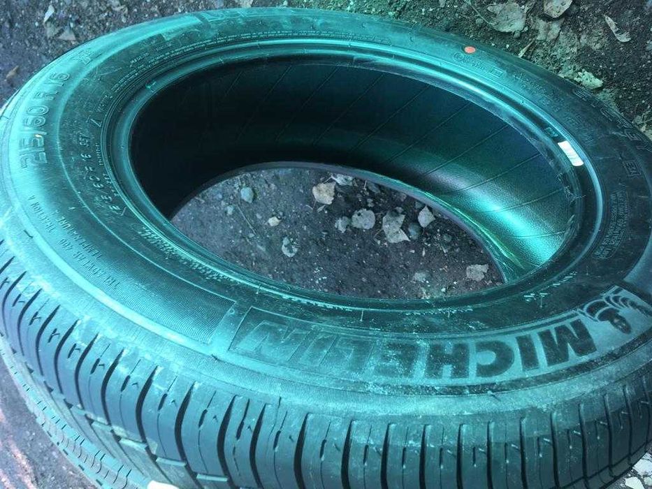 Продам шины Michelin Energy 215/60 R16