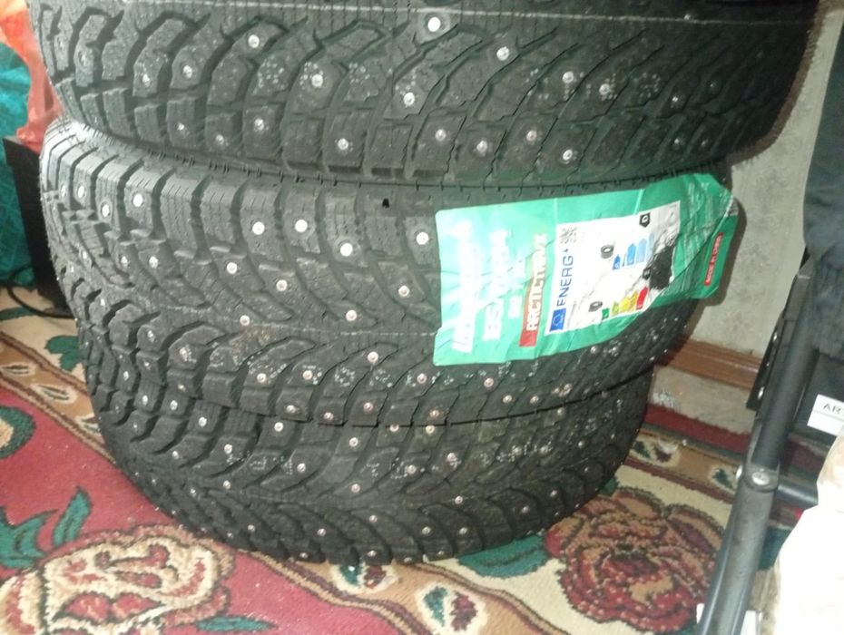 Продам шины.  185/70R14