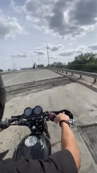 Продам мотакцикл Gsx 200