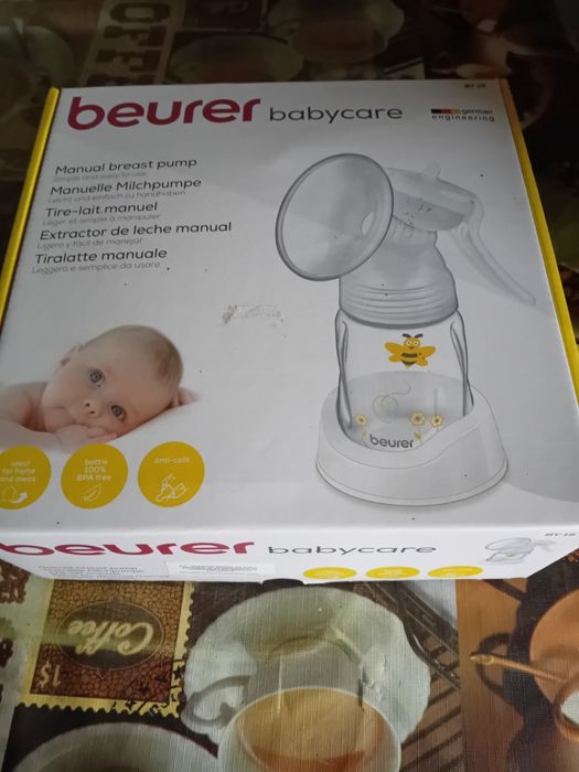 Vând pompă de sân manuală