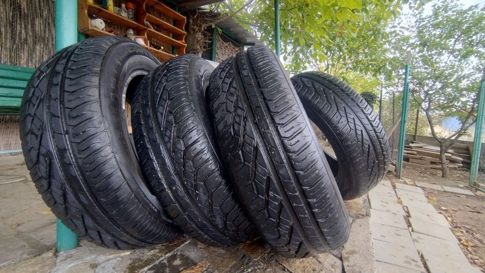 Летни гуми 185 65 R15