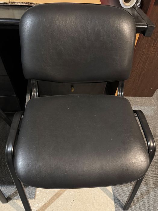 Офис обзавеждане