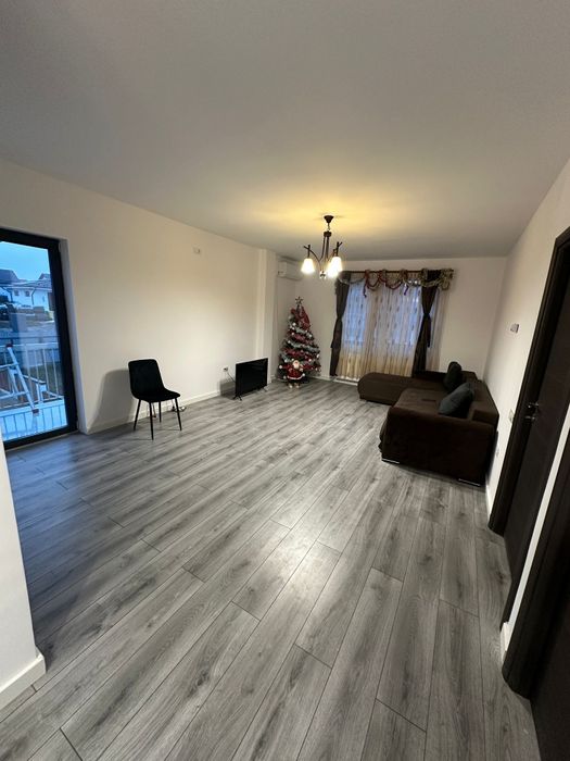 Apartament 2 camere de închiriat – Geamăna , zona Târgul Săptămânal