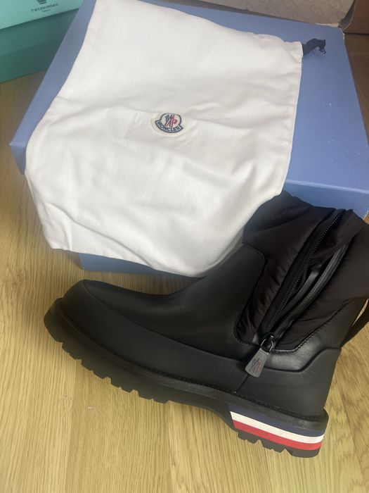 Moncler marimea 40( ZARA, HM)