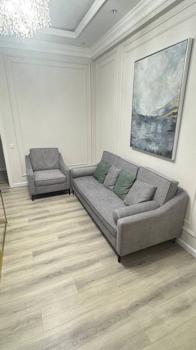 Мягкая мебель. Новый диван и кресло.