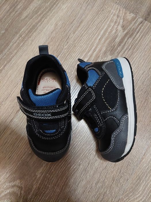 Pantfi Geox piele marimea 20