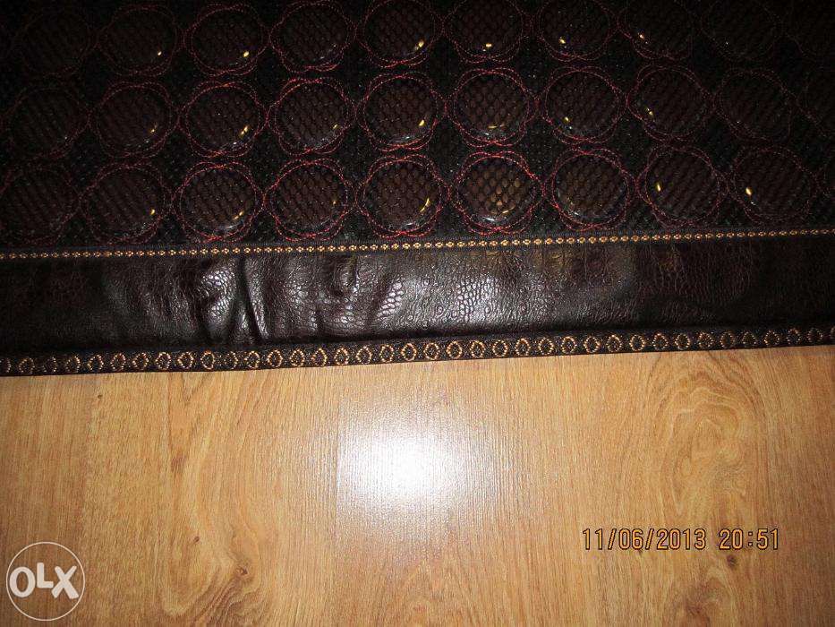 Saltea cu pietre de jad sau turmalina