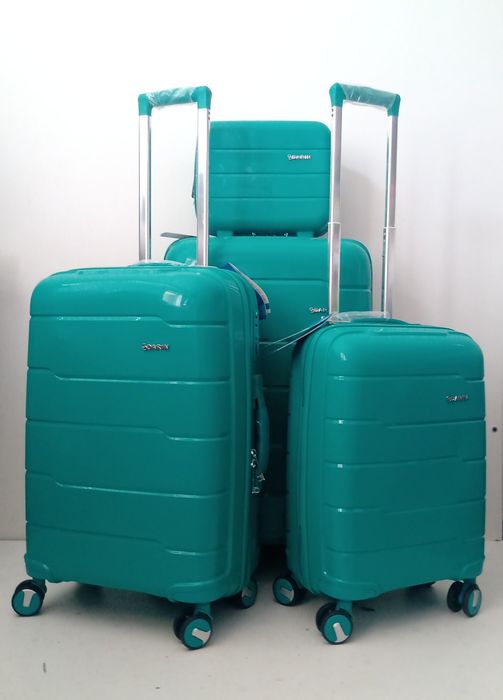 Куфари от поликарбонат/ безплатна доставка/