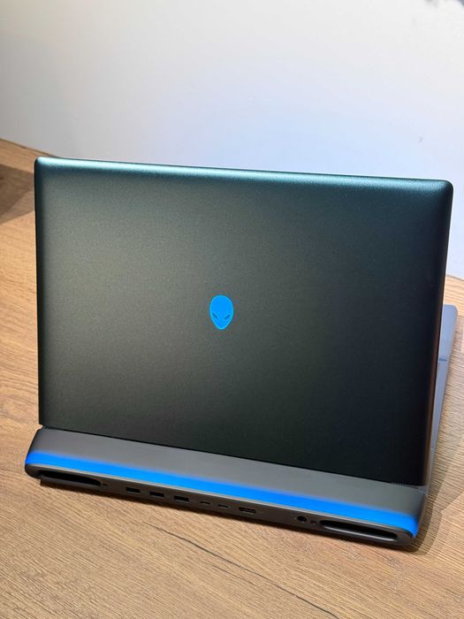 Laptop Gaming Dell Alienware 16 Area-51 QHD+ 240Hz Ultra 9 275HX 32GB Ram NVIDIA RTX 5070 1TB SSD Firma Garantie Factura MEGA-DEAL Alien-Store!
