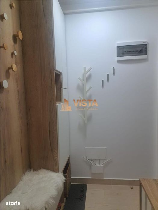 Apartament 3 camere decomandat Coresi, 2 bai,  bloc nou cu lift, mobil