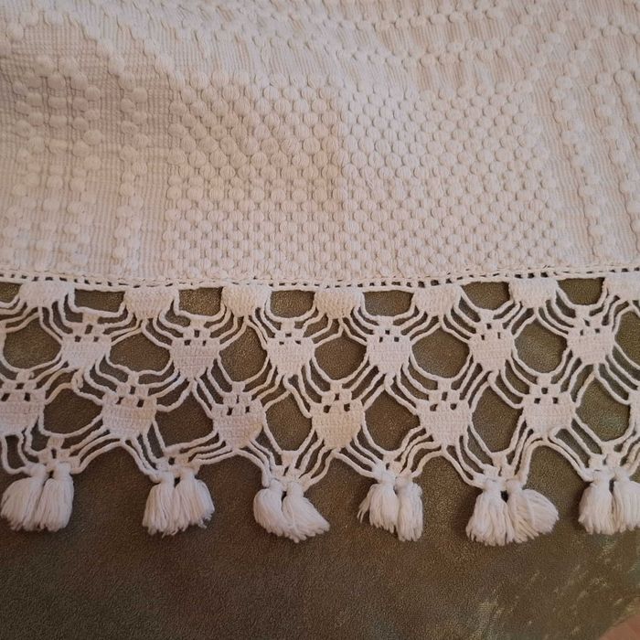 НОВИ.Памучни покривки за легло различни размери.