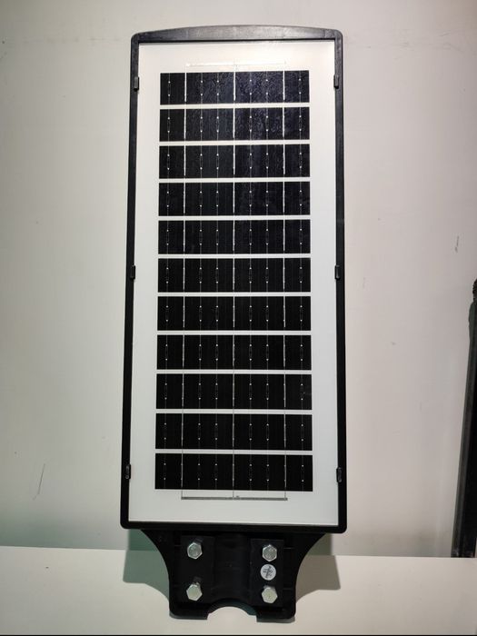 Солнечный  светильник прожекто. Куёш еритгичларир фонарь . Куёш нури ё