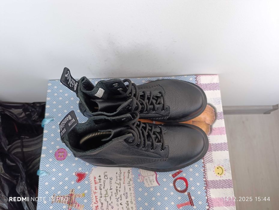 Dr. Martens 1460 Pascal Mono''оригинални дамски боти 40 номер