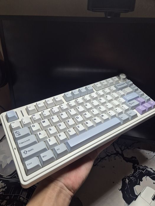 Продам аулу ф75 кастомную