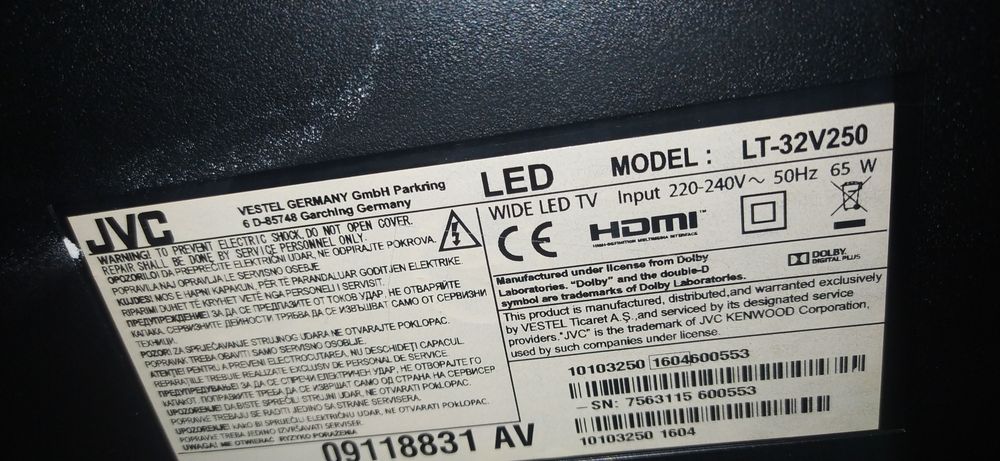 Телевизор JVC 32" led tv перфектен