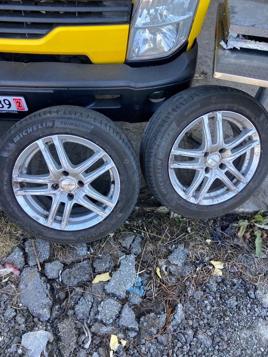 Гуми с джанти Dezent 205/55R16