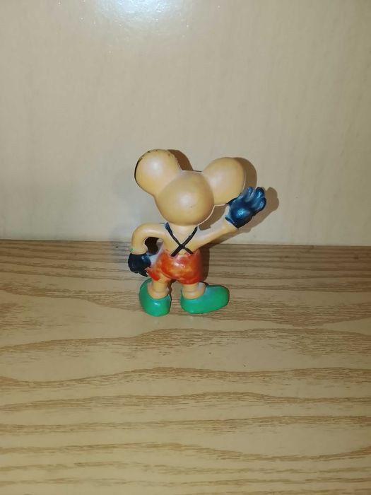 Фигурка Мики Маус от 80те години