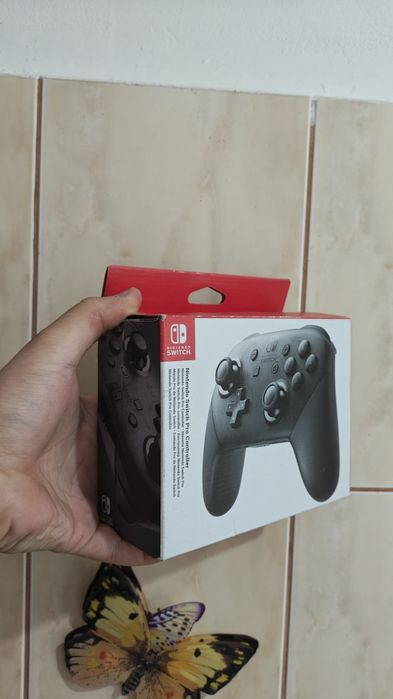 Vand Nintendo Switch Pro Controller NOU