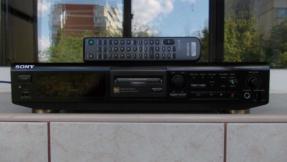 Minidisc SONY Mds-Je510,mini disc player + recorder,telecomanda,JAPAN