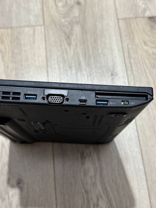 Ноутбук Lenovo ThinkPad X230 / i5 / 8GB / SSD