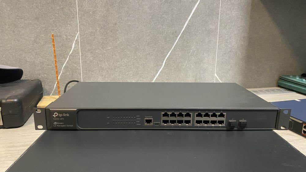 Управляемый коммутатор TP-Link JetStream T2600G-18TS (L2+)