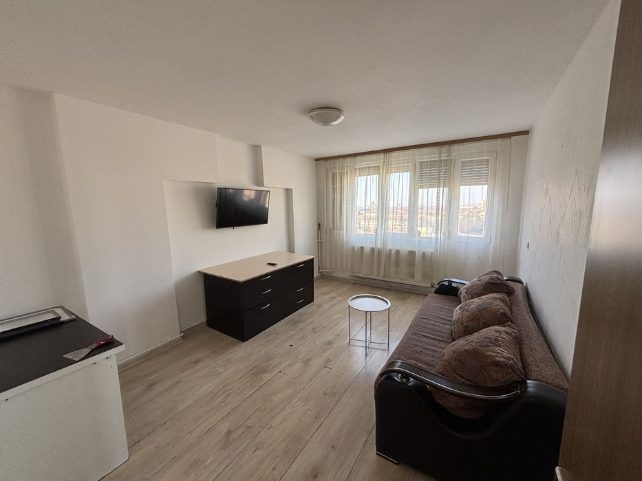 Inchiriez ap 2 camere,  zona Dacia