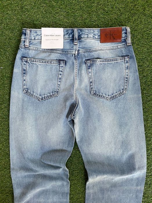 Дамски дънки : Calvin Klein Jeans 90s Straight Jeans 28