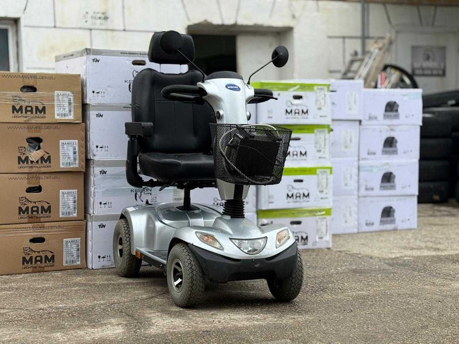 Електрически скутер акумулаторна количка за трудно подвижни