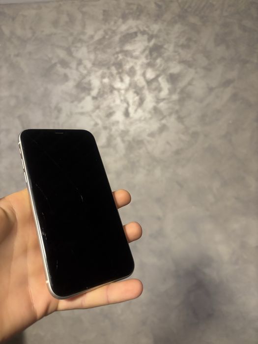 Iphone 11 128 GB sau schimb