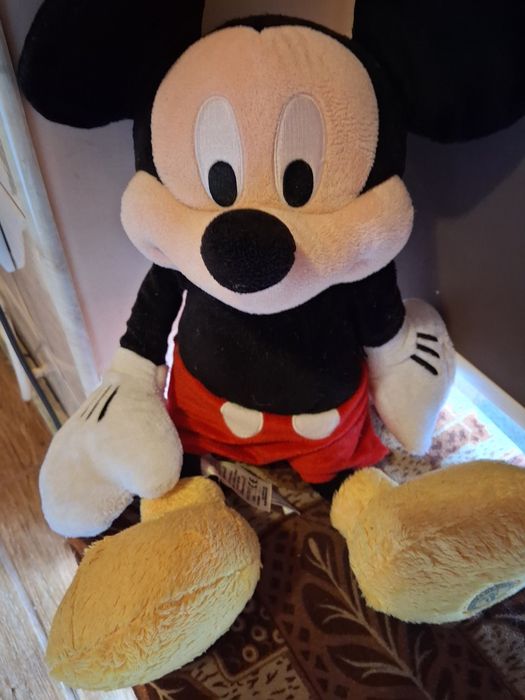 Mickey Mouse pluș