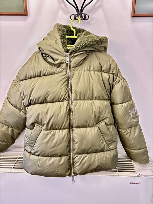 Зимно яке Pinko в много добро състояние xs- размер, но отговаря на S-M