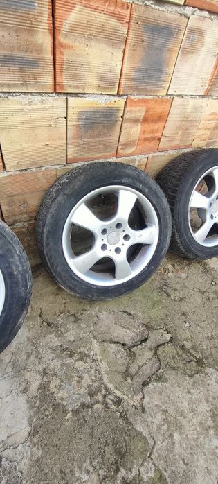 Гуми зимни Bridgestone с джанти R16