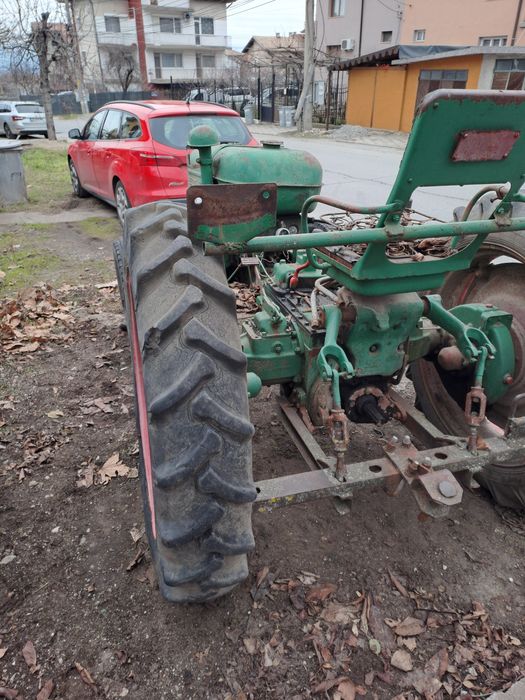 Трактор и ДТ 14 и ДТ 20 на части