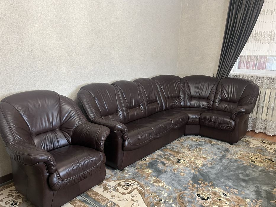 Продам диван с креслом