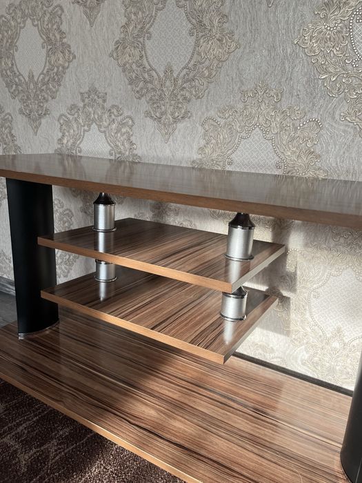 Продам подставку под телевизор