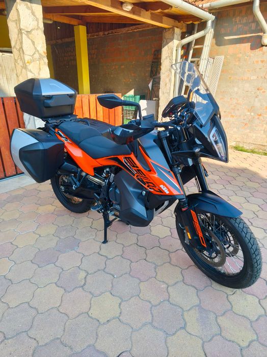 Vând KTM 890 Adventure