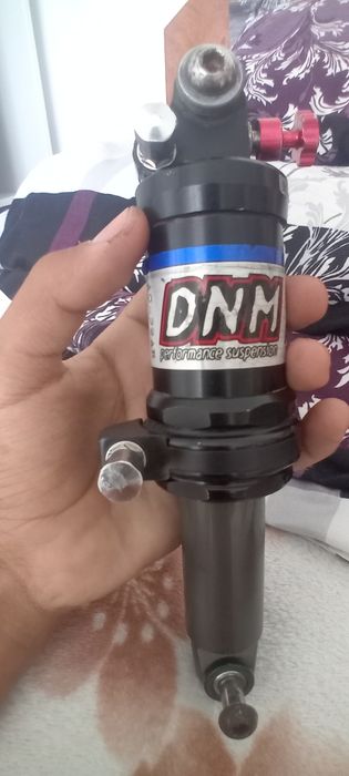 Vând suspensie aer DNM
