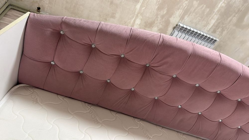 Продам кроватку, 180см