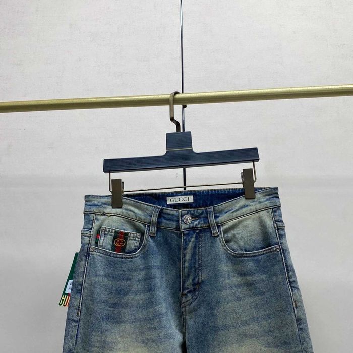 Aduc pe comanda Blugi Gucci orice model