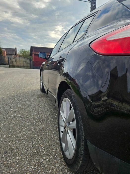 RENAULT Megane 2013 — imagine 3
