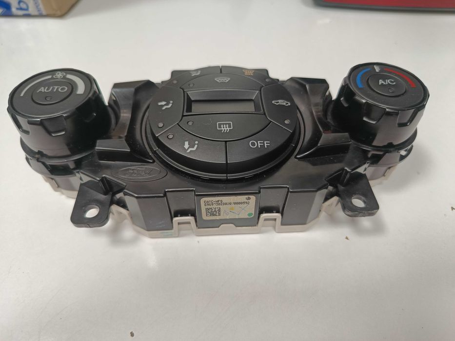 Panou climatizare Ford Fiesta