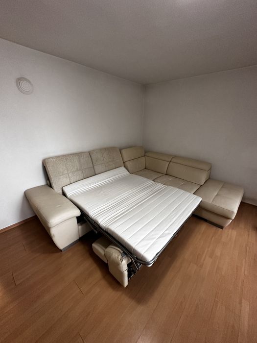 Кожен разтегателен диван за претапициране