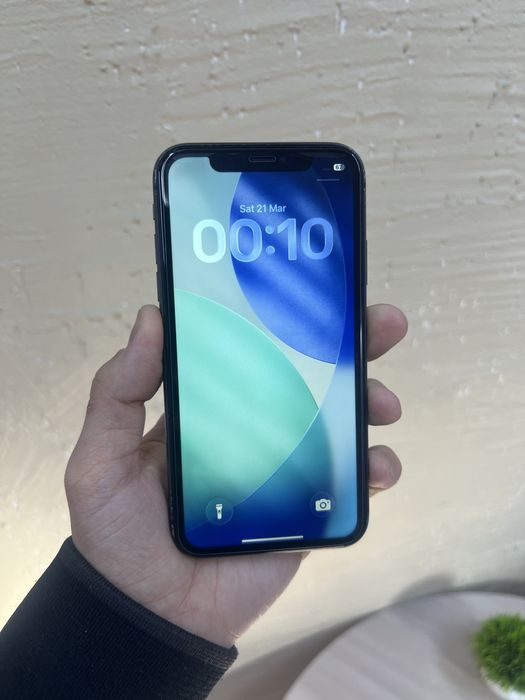 iPhone 11 - 64 гб полностью рабочий